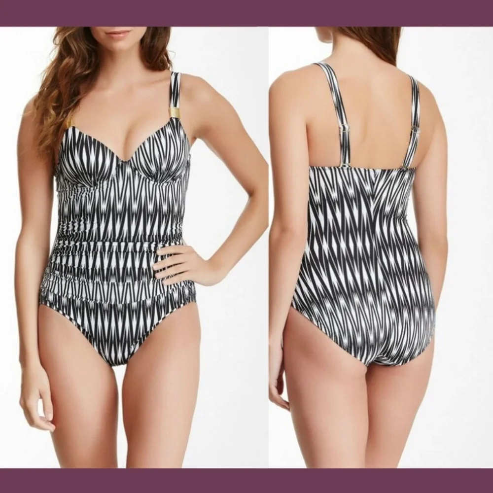 NEW $188‎ SPANX Sweetheart Ruched One-Piece Swimsuit [  8 + B/C Cup]